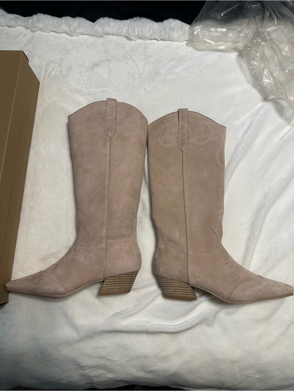 Steve Madden Blush Pink Suede Western Knee Boots - Picture 3 of 8